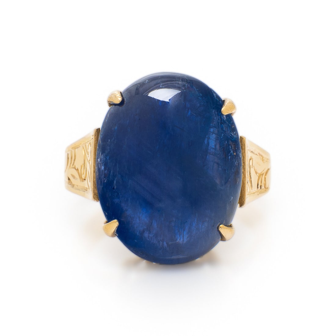 UNHEATED BURMESE SAPPHIRE AND YELLOW GOLD RING (1 of 4)