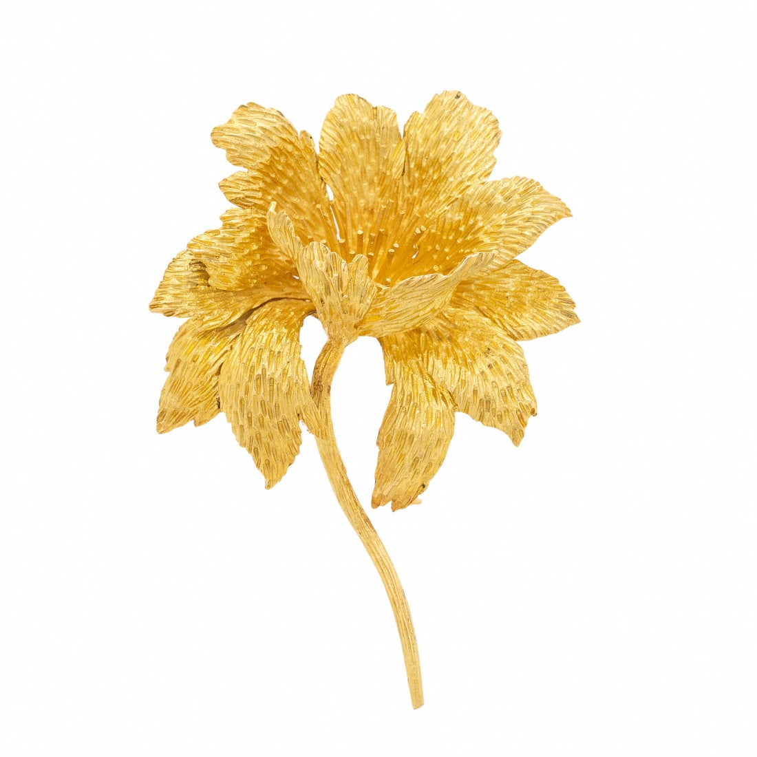 CHAUMET, YELLOW GOLD FLOWER BROOCH (1 of 2)