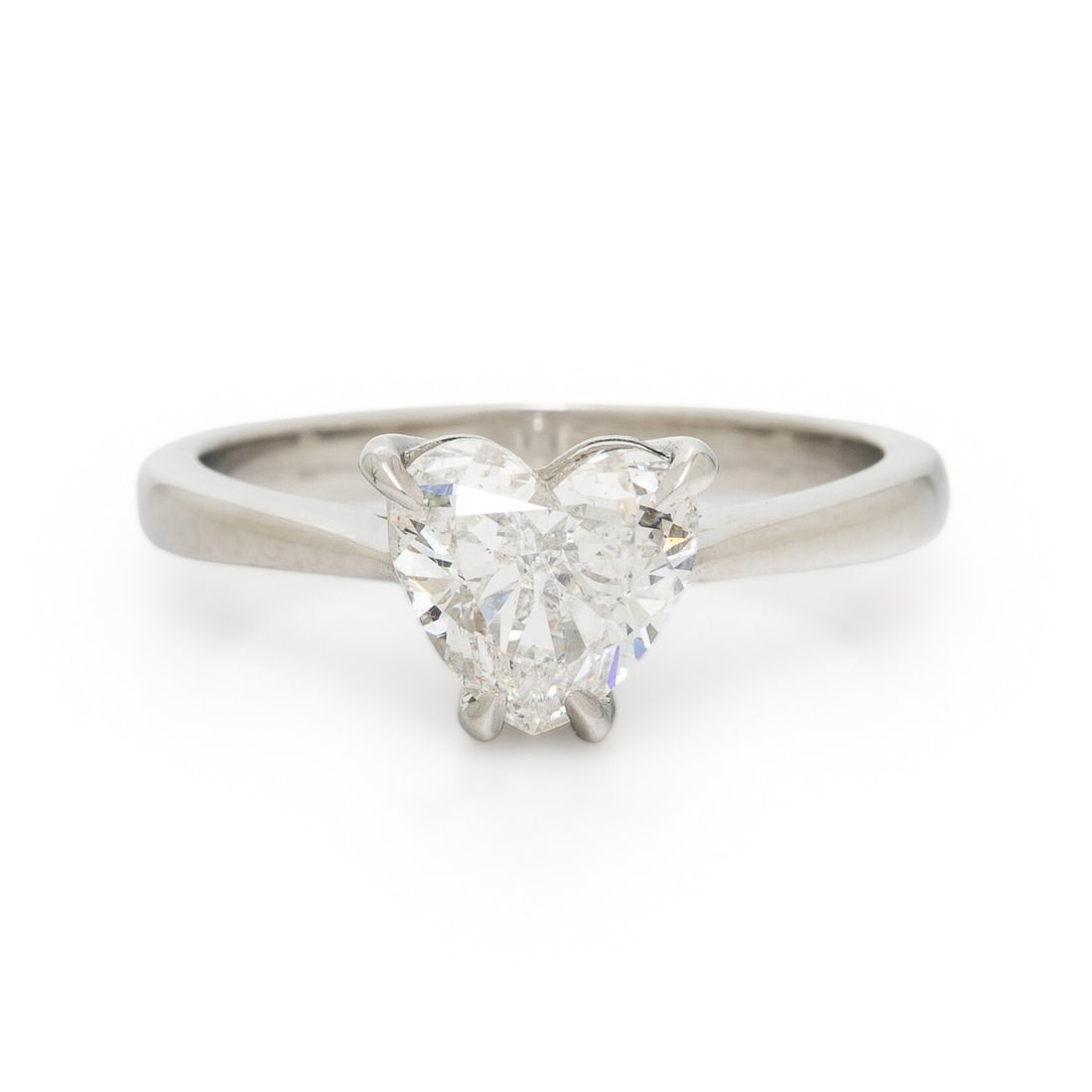 HEART SHAPE DIAMOND AND PLATINUM RING (1 of 4)