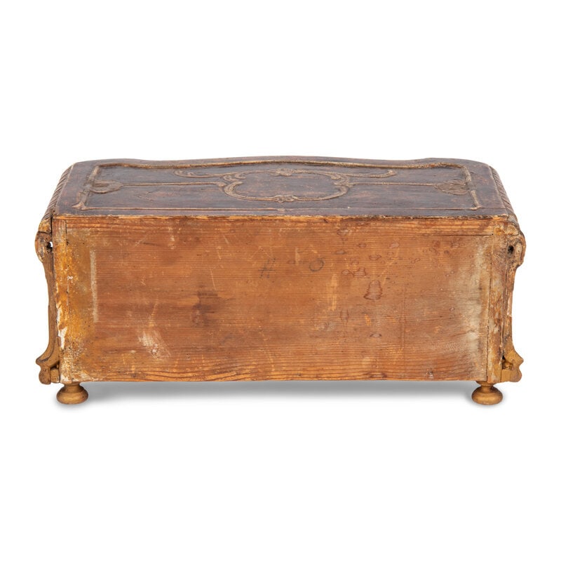 An Italian Painted and Parcel-Gilt Jewelry Box - 2
