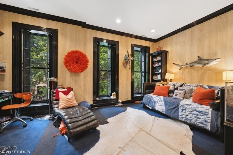 A Contemporary Oak Mirror - 10