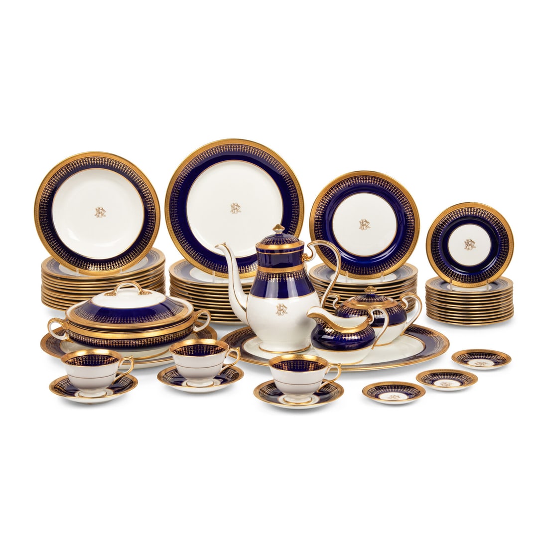 An Aynsley Porcelain Dinner Service (1 of 5)