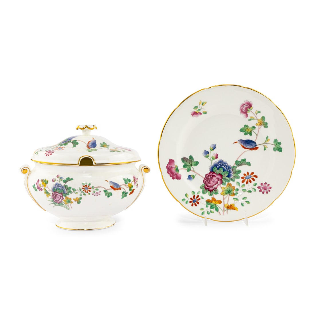 A Wedgwood Cuckoo Porcelain Tureen and Underplate (1 of 7)