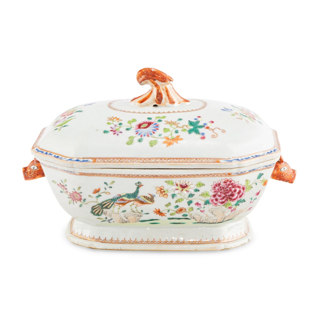 A Chinese Export Porcelain Covered Tureen (1 of 5)