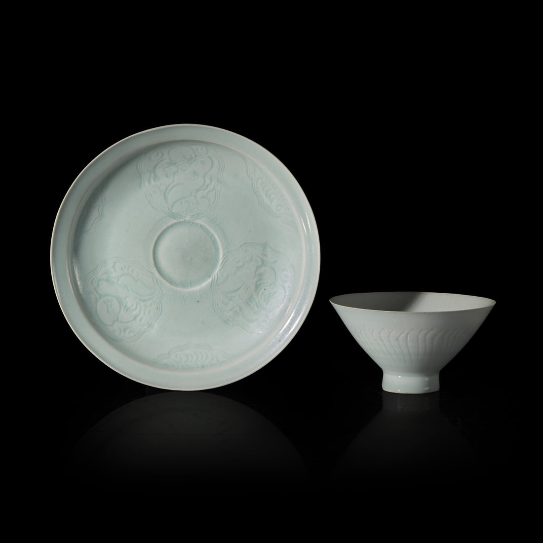 Two Chinese Qingbai Glazed Porcelain Wares, Southern Song Dynasty 南宋 青白: Two Chinese Qingbai Glazed Porcelain Wares, Southern Song Dynasty 南宋 青白釉杯碟兩件 Southern Song Dynasty (1127–1279) Comprising a shallow