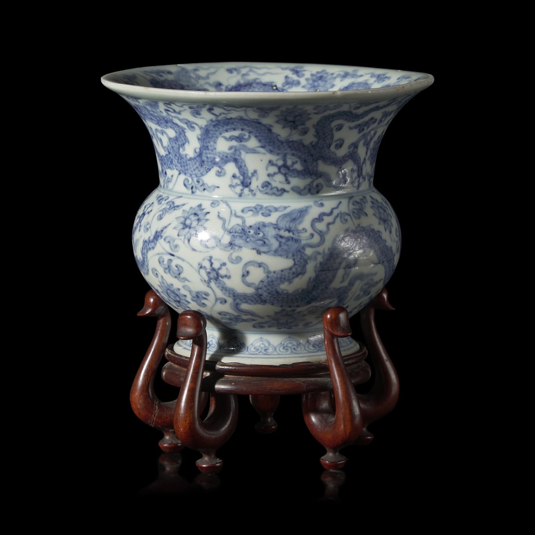 A Rare Chinese Blue and White Porcelain 'Dragon' Spittoon, Zhadou, Zhengde Mark and Period 明 (1 of 4)