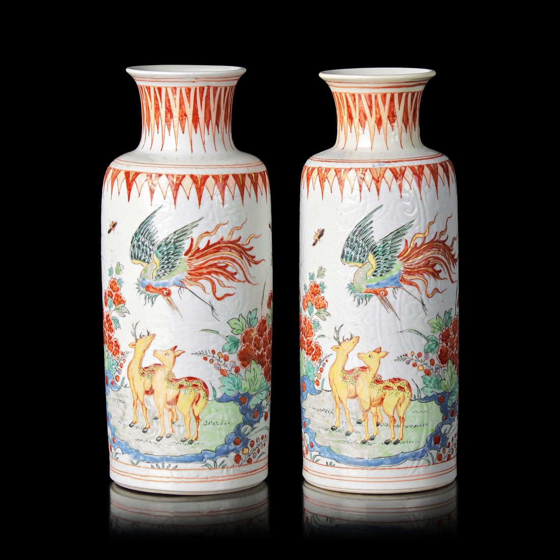 A Matched Pair of Dutch-Decorated Chinese Rouleau Vases, Kangxi Period 清康熙 (1 of 4)
