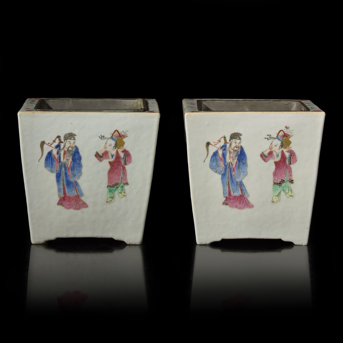 A Pair of Chinese Famille Rose "Immortals" Jardinières, Circa 1850–1860 清中 (1 of 5)