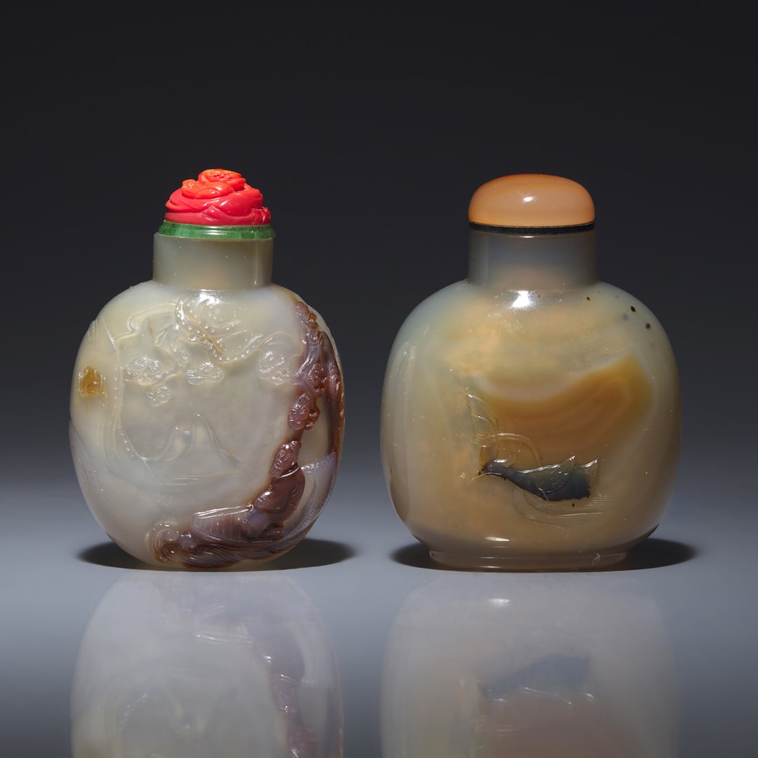 Two Chinese Carved Agate Snuff Bottles, Qing Dynasty 清中期 瑪瑙 - 2