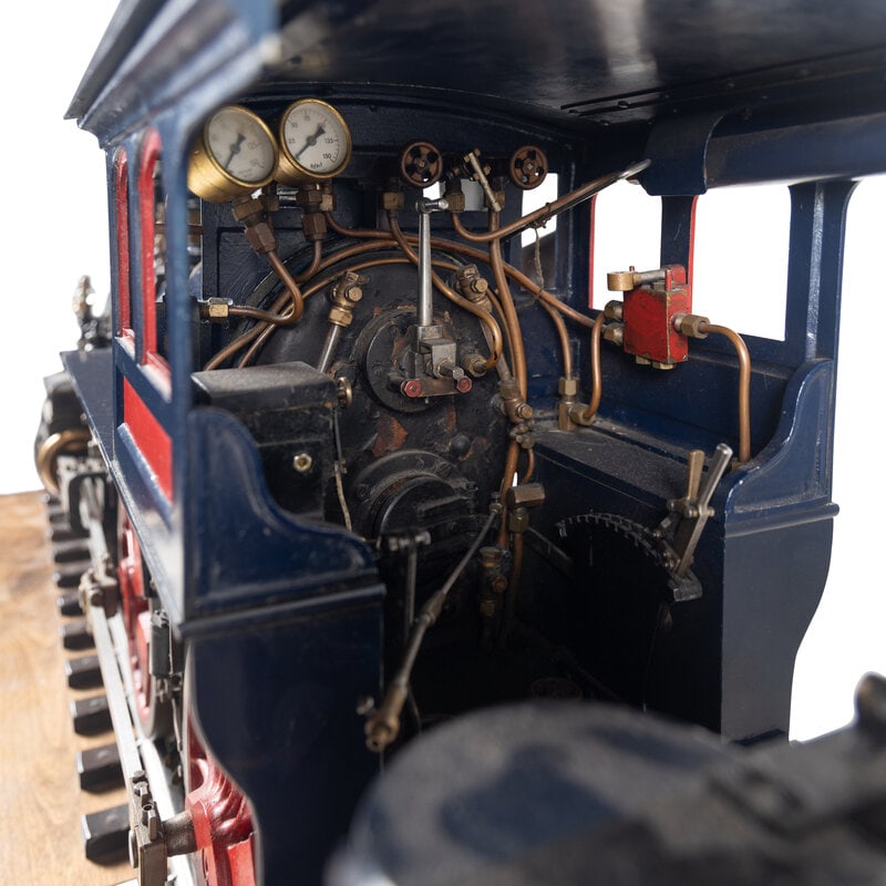 A 7 1/2-Inch Live-Steam Model Train of a New York Central and Hudson River Rail Road Engine and Tend - 5