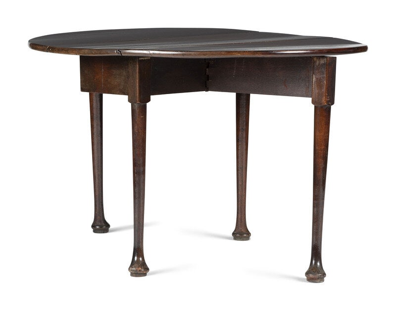 A George III Carved Mahogany Drop-Leaf Table - 2