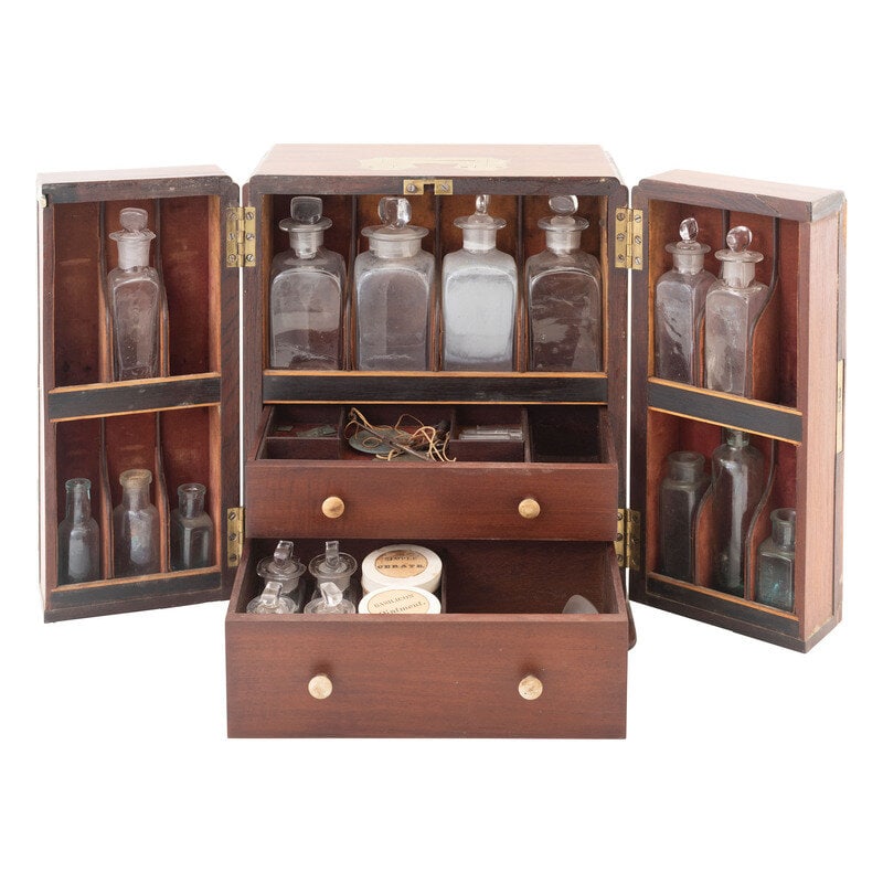 [Medicine] 19th Century wooden cased apothecary cabinet.  - 3