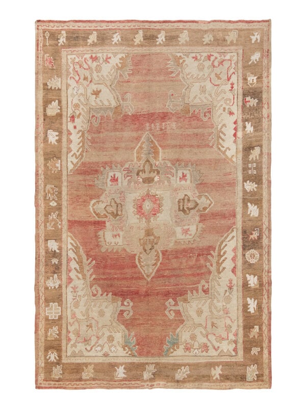 An Oushak Rug (1 of 1)