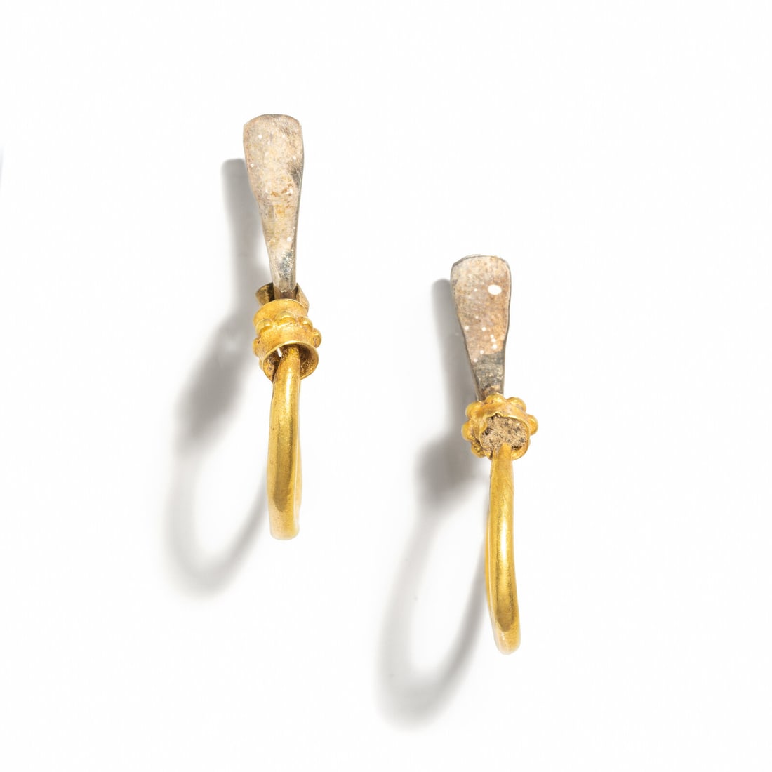 A Pair of Roman Gold Earrings (1 of 2)