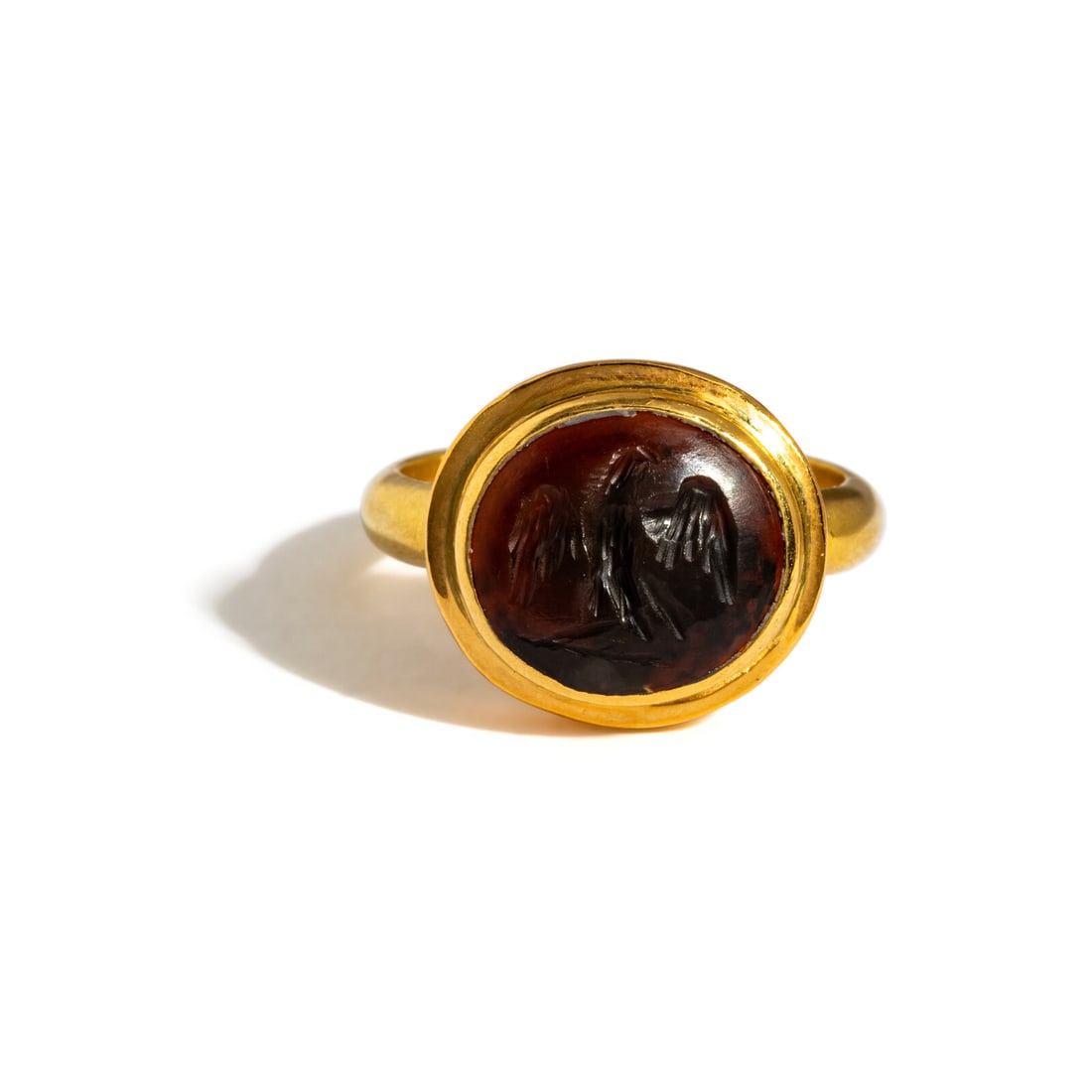 A Roman Garnet Ring Stone with an Eagle - 2