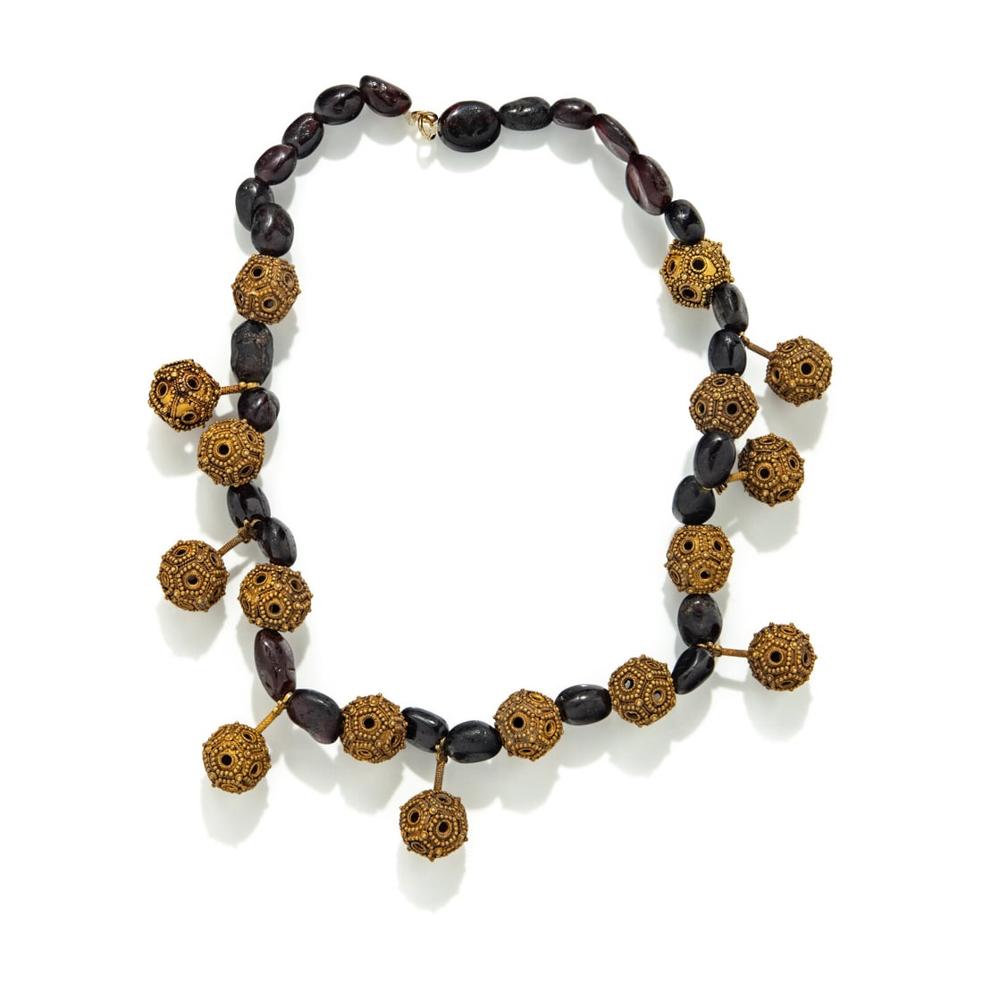 An Islamic Gold and Garnet Necklace (1 of 2)