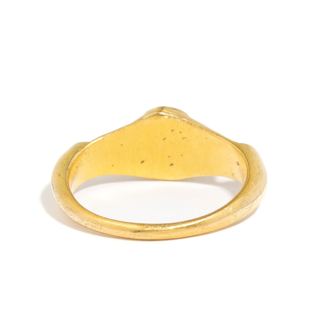 A Javanese Gold and Ruby Finger Ring - 2