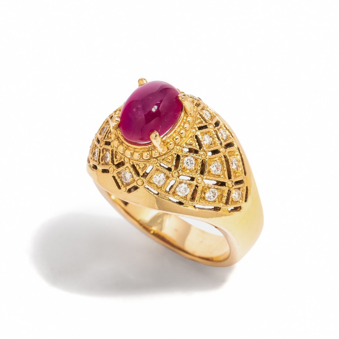 RUBY AND YELLOW GOLD RING (1 of 3)