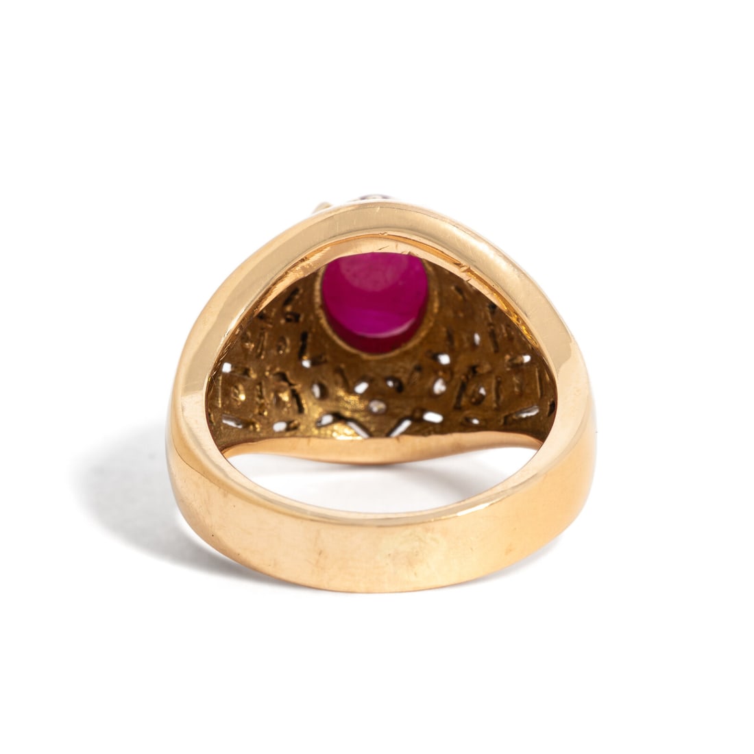 RUBY AND YELLOW GOLD RING - 3