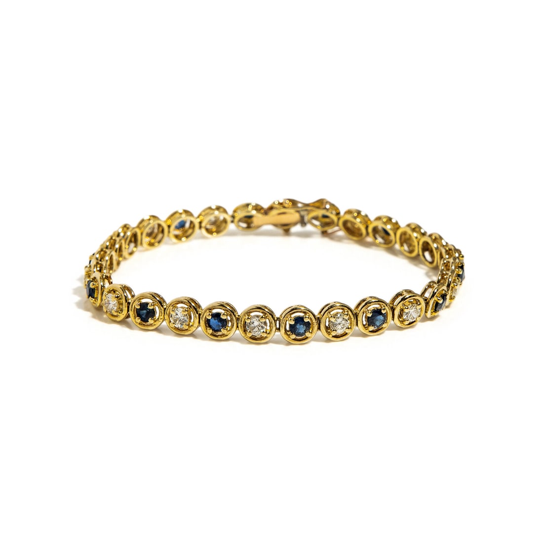 SAPPHIRE AND DIAMOND BRACELET (1 of 3)