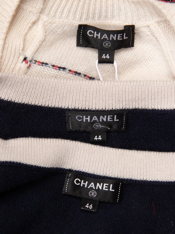 Chanel, Cashmere Sweater & Cardigan Twin Set - 3