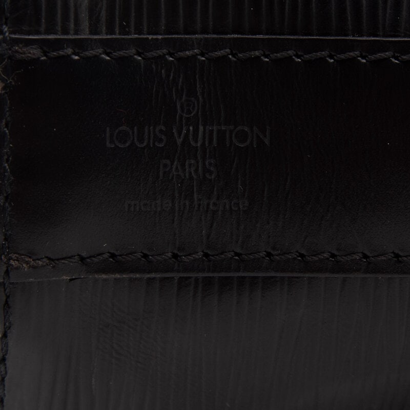 Louis Vuitton, Black Epi Sac d'Epaule & Wallet - 4