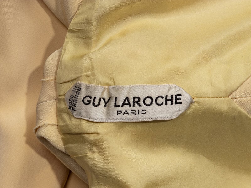 Guy Laroche Haute Couture, Cream Silk Wrap Dress - 5