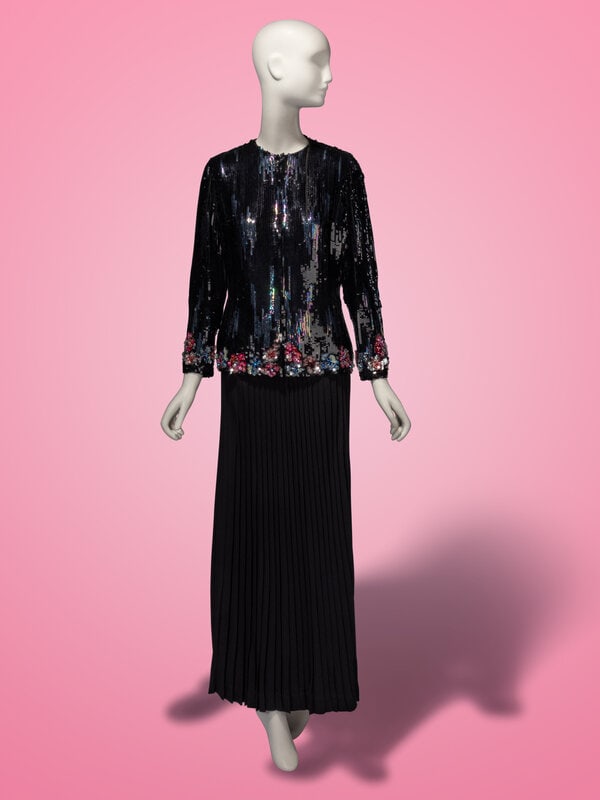 Guy Laroche Haute Couture, Evening Jacket & Skirt Ensemble: Guy Laroche Haute Couture, Evening Jacket & Skirt Ensemble Evening skirt ensemble, composed of: Fully sequined evening jacket in black & iridescent black sequins, with blue and pink
