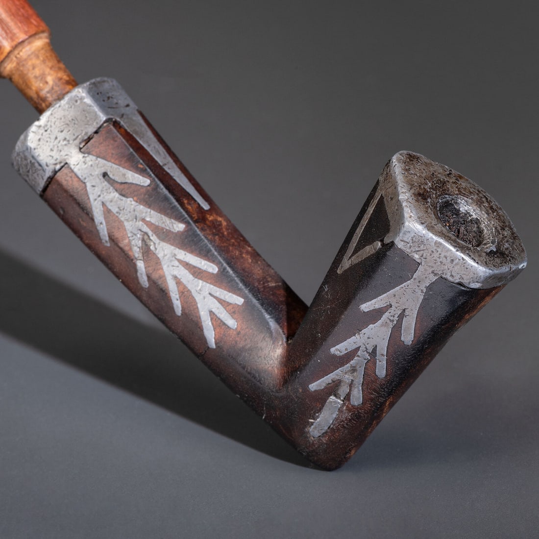 Monumental Ojibwe Calumet Pipe, with Fine Lead Inlay Burl Bowl - 3
