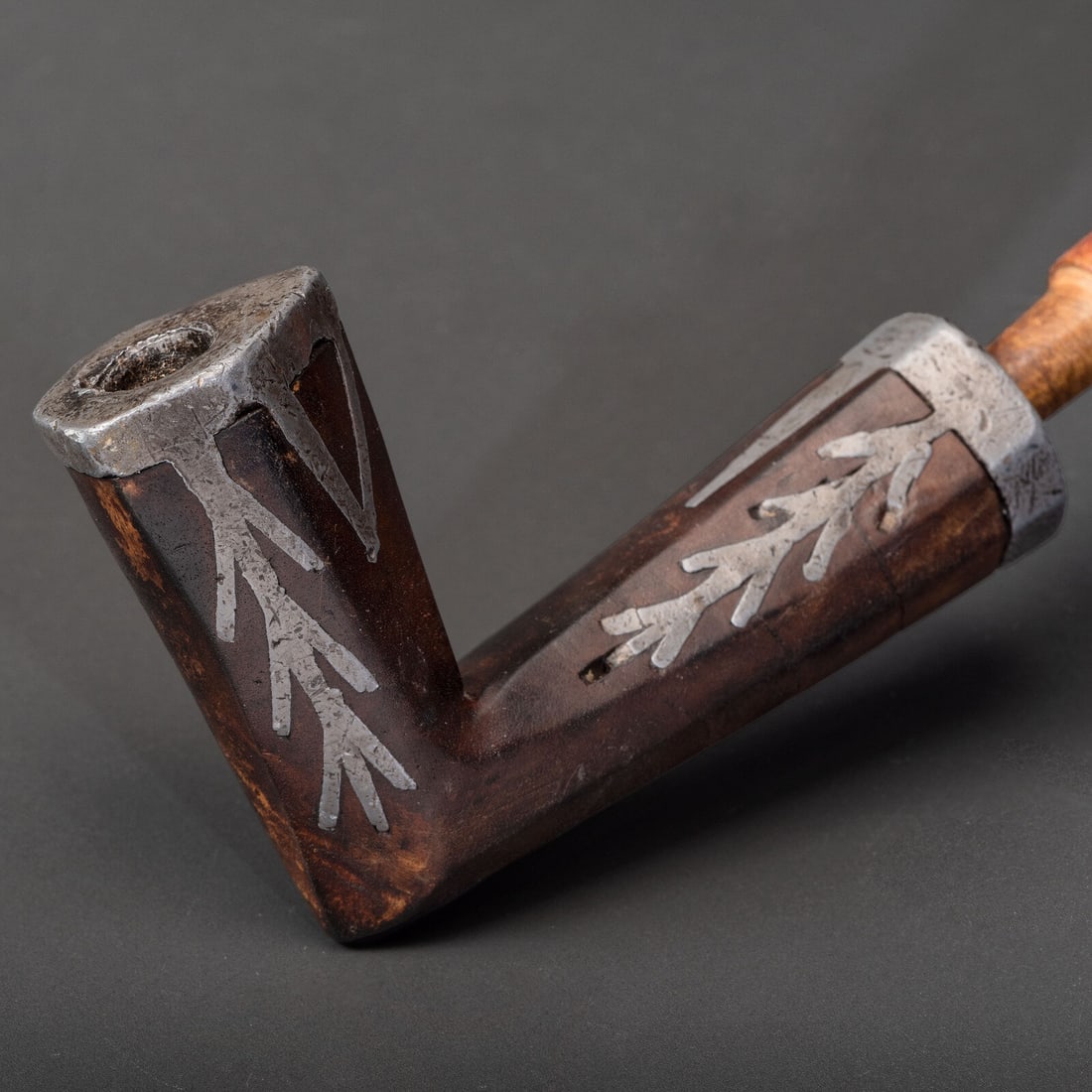 Monumental Ojibwe Calumet Pipe, with Fine Lead Inlay Burl Bowl - 4