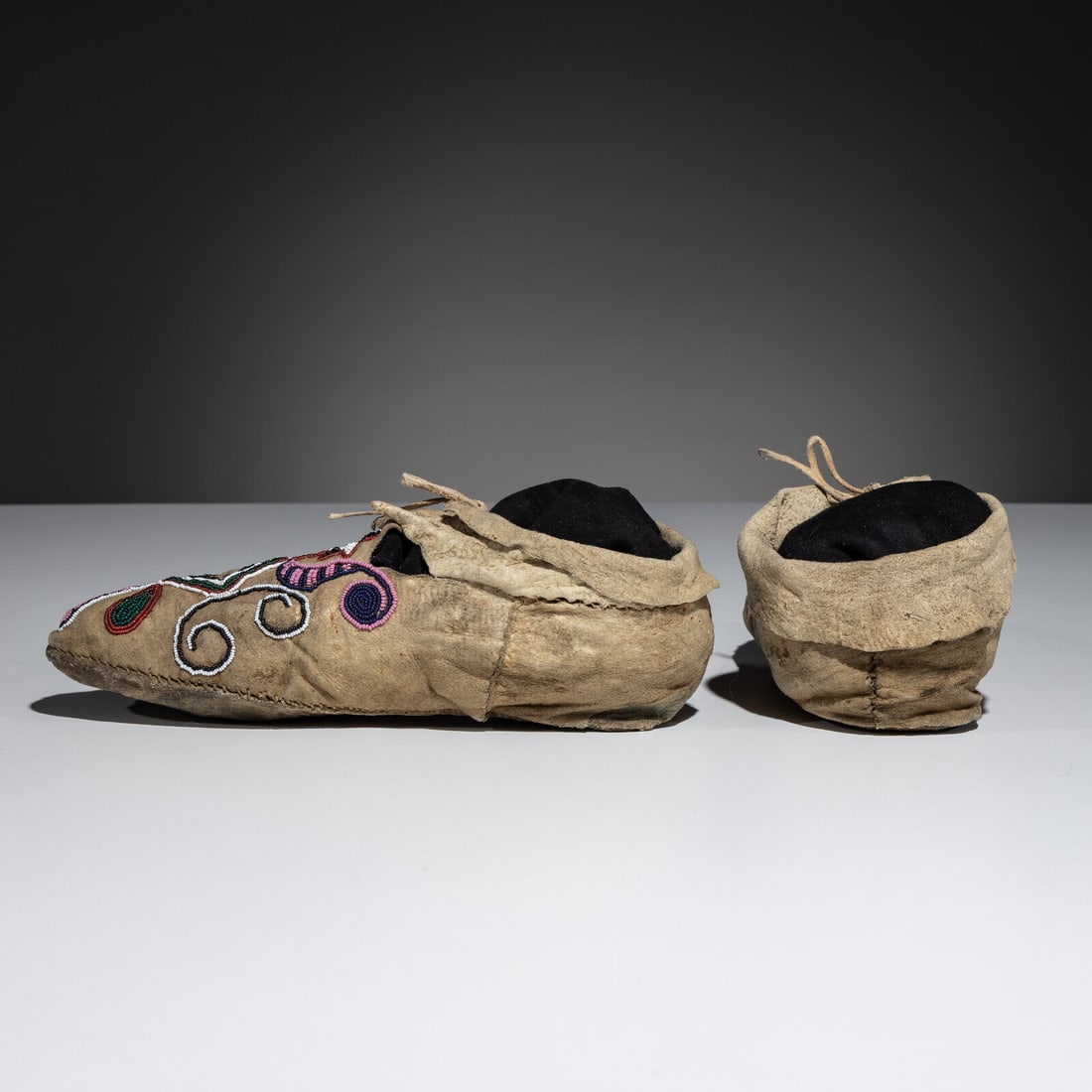 Dakota Beaded Buffalo Hide Moccasins - 3