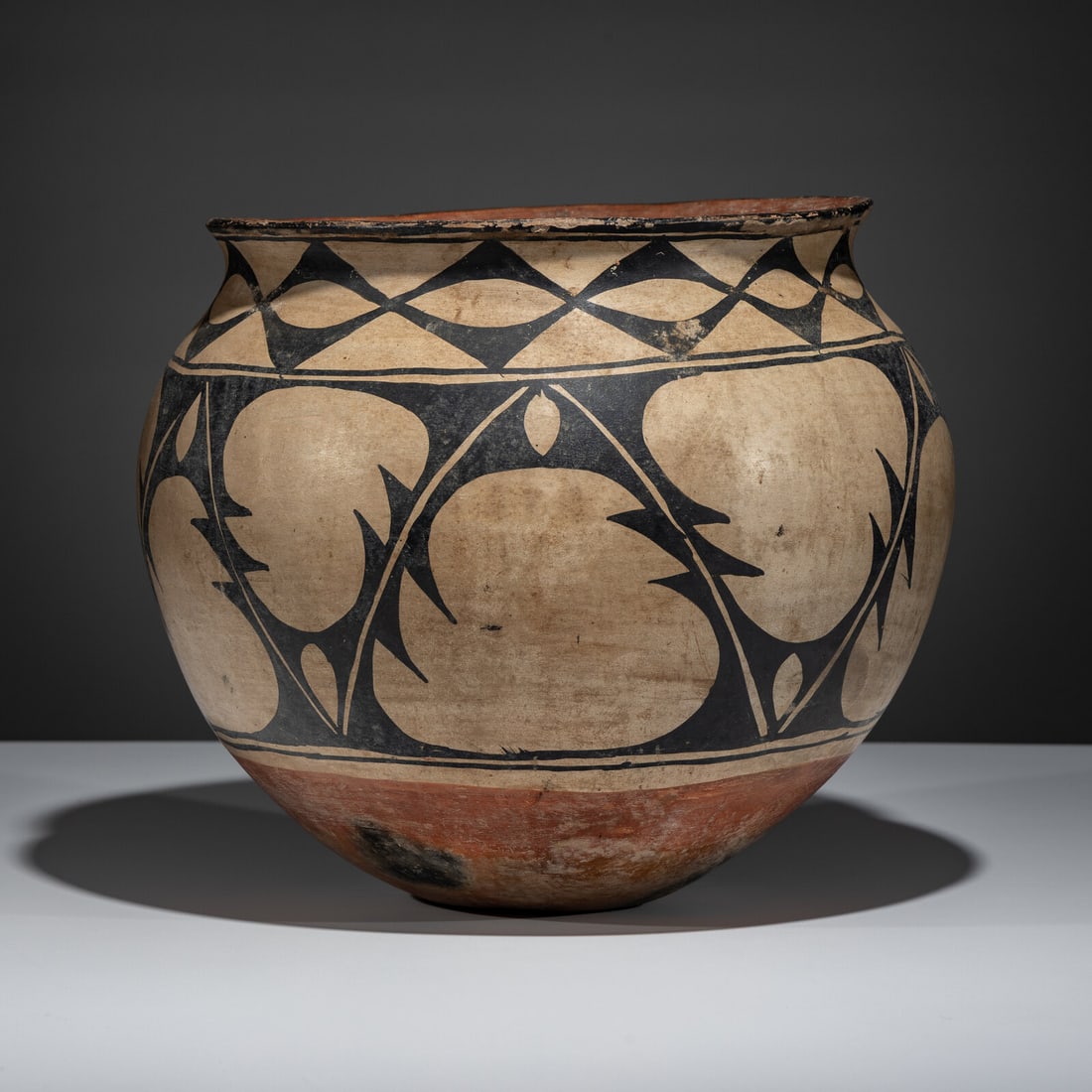 Kewa Pottery Storage Olla: Kewa Pottery Storage Olla early 20th century height 12-3/4 inches x diameter 15-1/2 inches