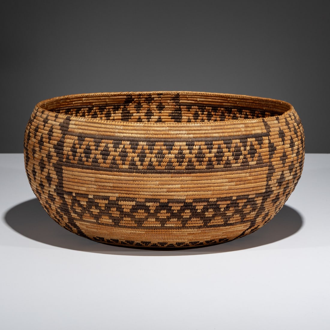 Exceptional Mono Basket, with Rattlesnake Bands: Exceptional Mono Basket, with Rattlesnake Bands early 20th century three horizontal bands of rattlesnake design, interrupted by vertical bands with a repeating diamond pattern, dividing the design