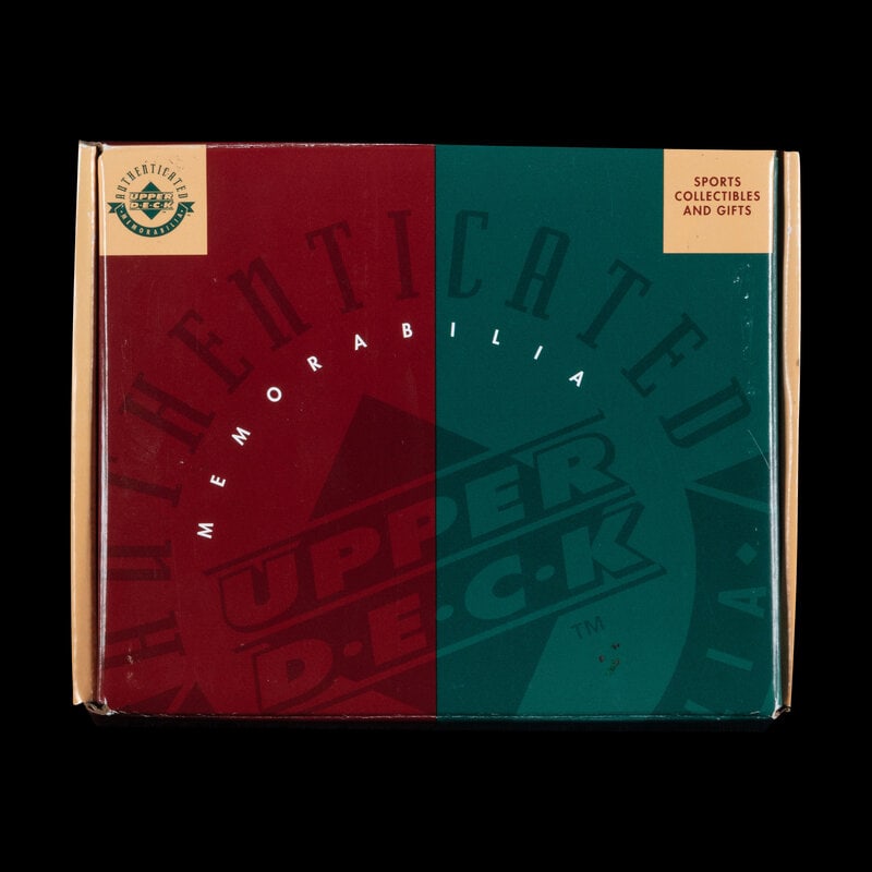 A 1992 Upper Deck Walter Payton Signed Autograph Football Heroes Card (375/2800) - 2