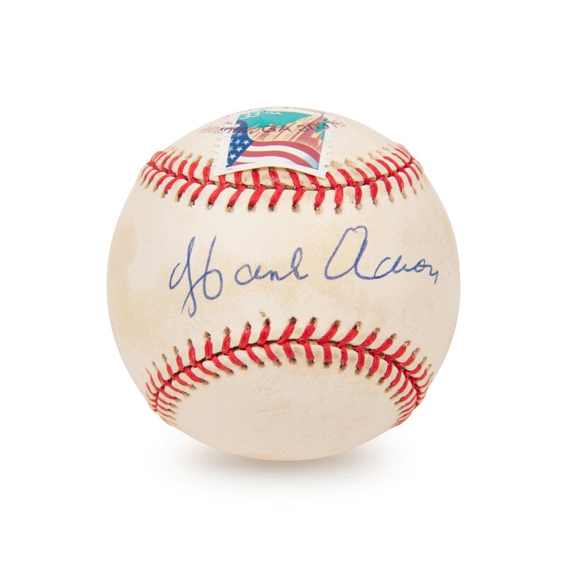 A Hank Aaron Single Signed Autograph Baseball (Beckett Authentication Services): A Hank Aaron Single Signed Autograph Baseball (Beckett Authentication Services) 