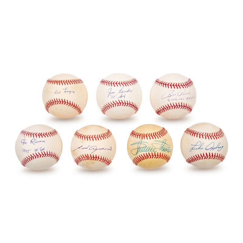 A Collection of 1959 Chicago White Sox Signed Autograph Baseballs: A Collection of 1959 Chicago White Sox Signed Autograph Baseballs comprising Luke Appling, Al Lopez, Bill Pierce, Luis Aparicio, Minnie Minoso, Jim Landis, Jim Rivera. This lot is