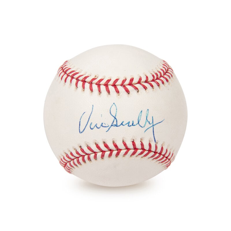 A Vin Scully Single Signed Autograph Baseball (JSA): A Vin Scully Single Signed Autograph Baseball (JSA) This lot is located in Chicago.