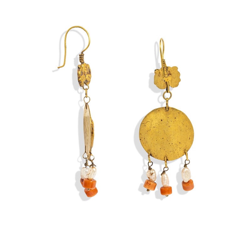 A Pair of Greek Style Gold Earrings  - 2