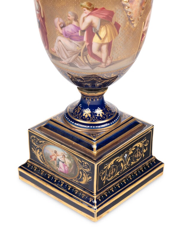 A Vienna Porcelain Urn - 5