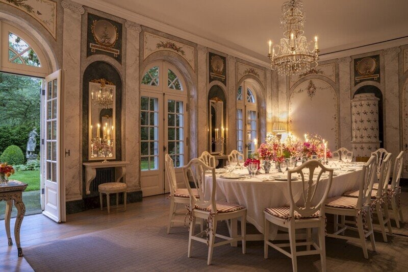 A Painted and Parcel-Gilt Table Lamp  - 16