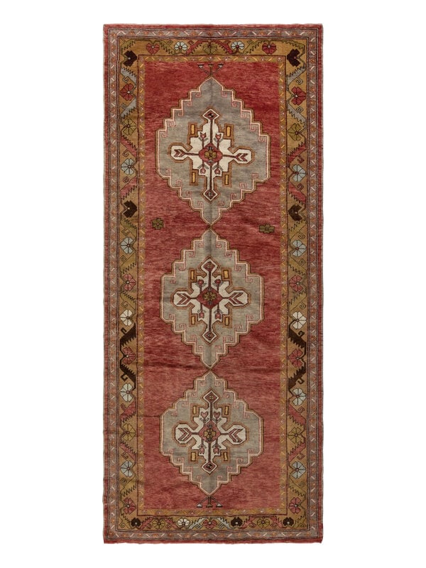 An Oushak "Corridor" Rug (1 of 1)