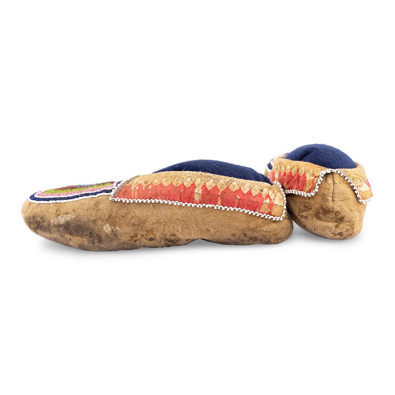 Delaware Beaded Hide Moccasins - 2