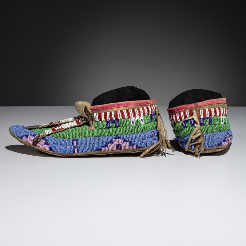 Sioux Beaded Hide Moccasins - 2