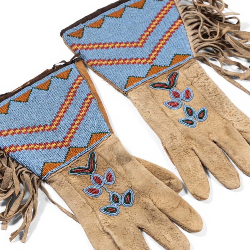 Plateau Beaded Hide Gauntlets - 2