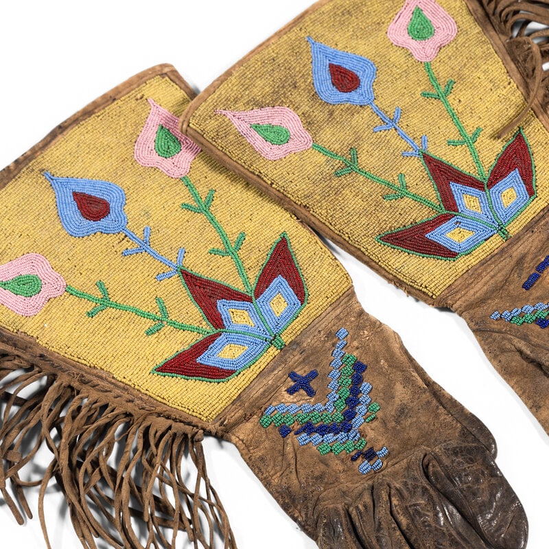 Plateau Beaded Hide Gauntlets - 3