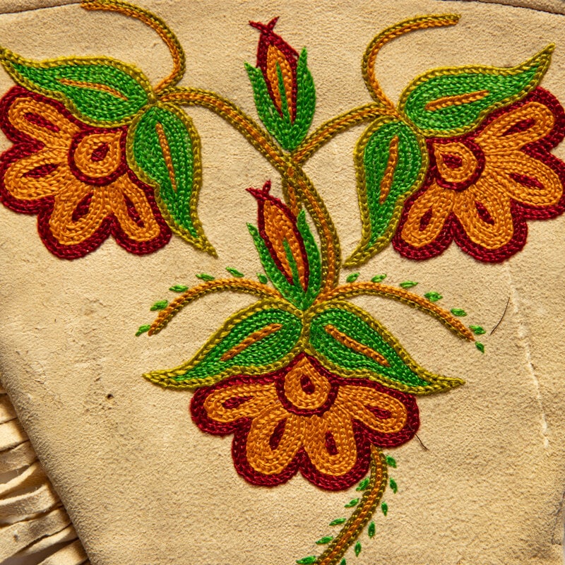 Embroidered Hide Gauntlets - 2