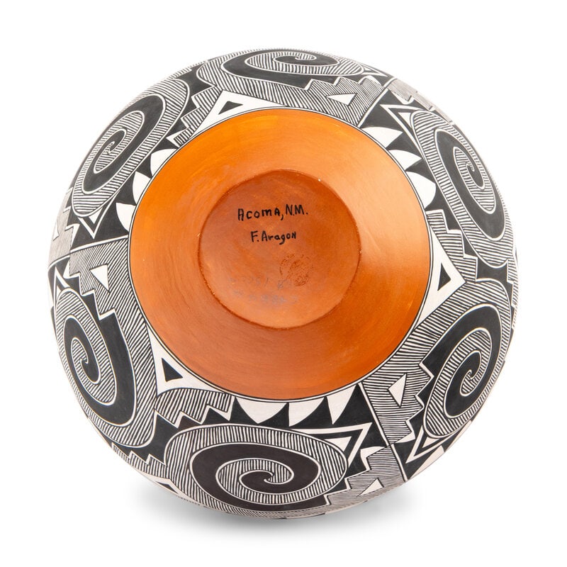 Florence Aragon (Acoma, 1929–2010) Fine Line Pottery Jar - 3