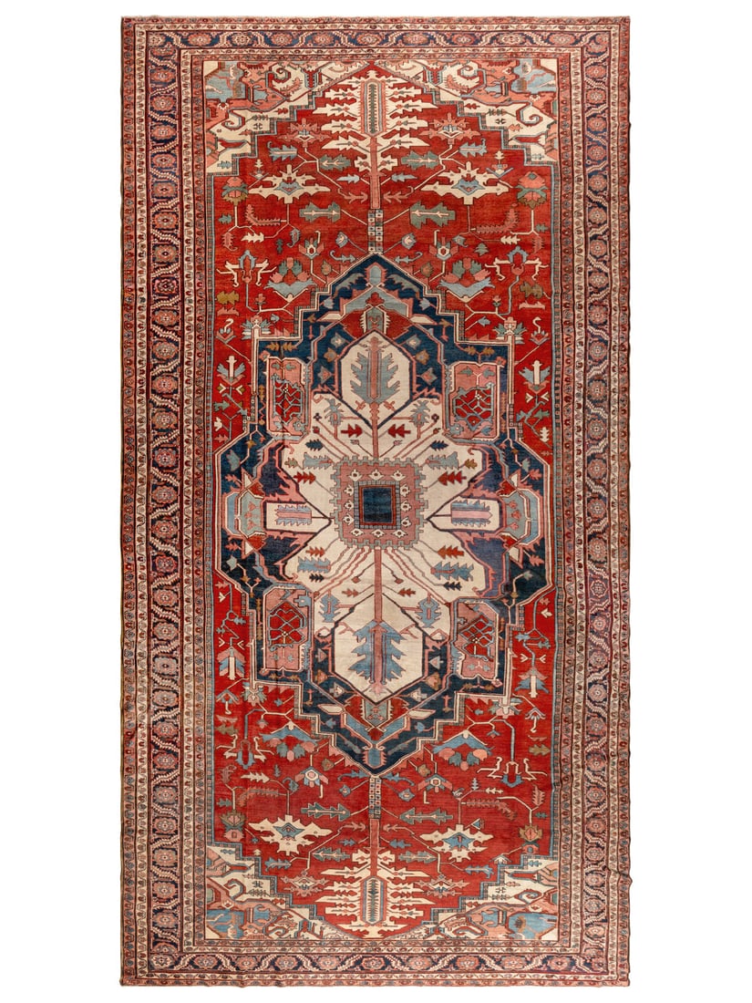 A Serapi Carpet (1 of 4)
