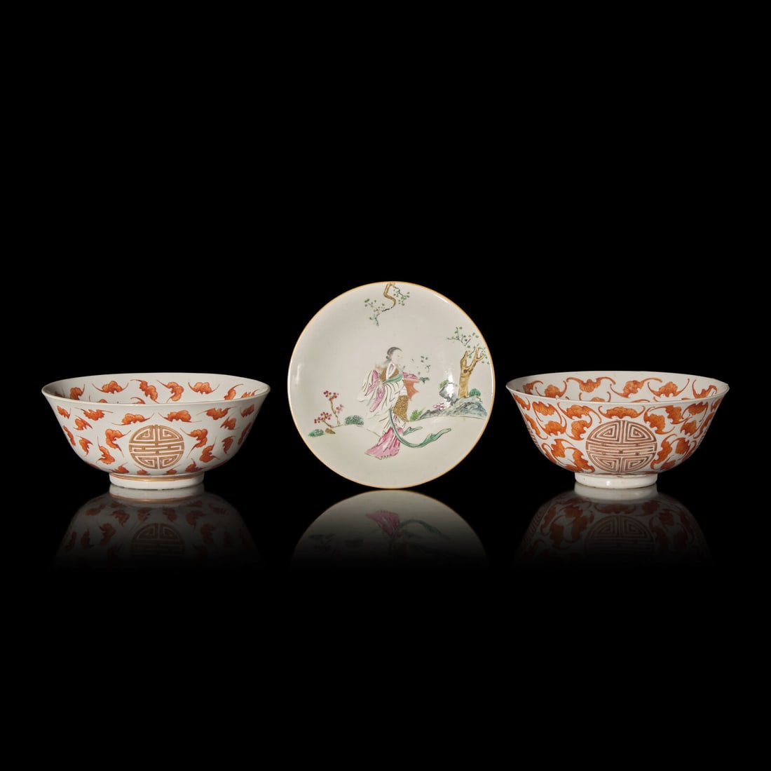 A Chinese Famille Rose Dish and an Associated Pair of Iron-Red "Bats" Bowls, 19th to 20th Century (1 of 3)