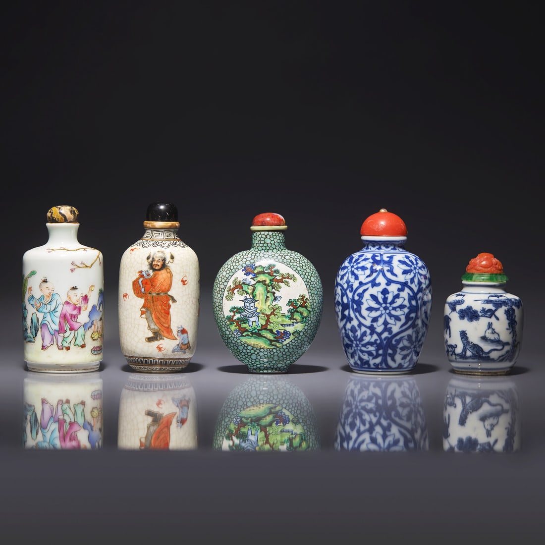 Five Chinese Porcelain and Stoneware Snuff Bottles 瓷鼻烟壺五支 (1 of 2)